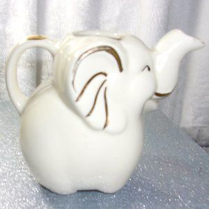 H-123 VINTAGE ELEPHANT CREAMER PATENTED USA